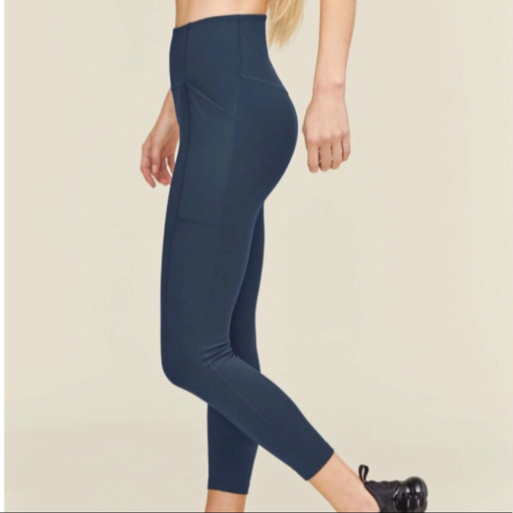 Girlfriend Collective Midnight Blue High Rise Pocket Ankle Legging in XS